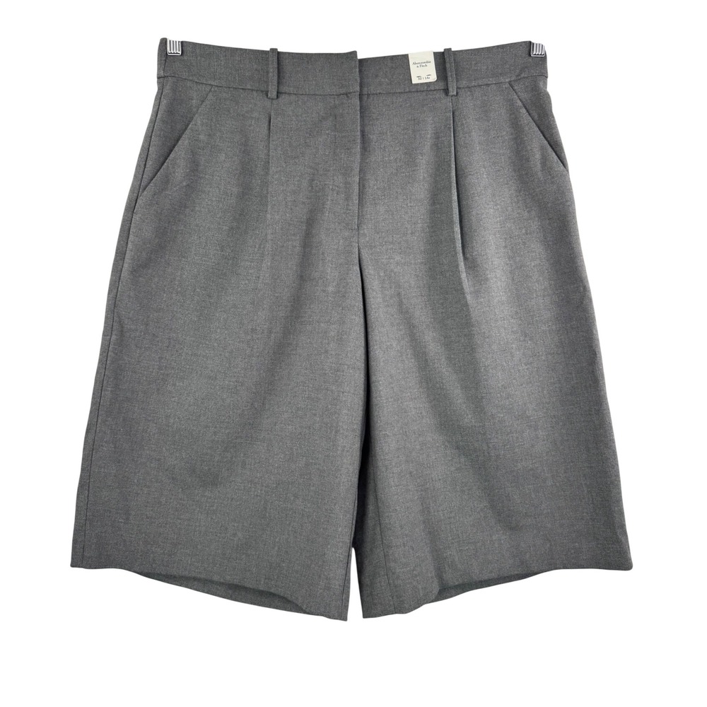 Abercrombie Fitch Gray Pleated Knee Length preppy‎ trouser Shorts Size 32